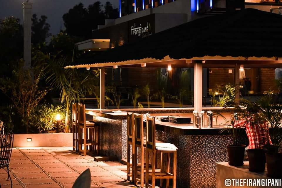 The Firangipani Country Resort Rajpura Экстерьер фото